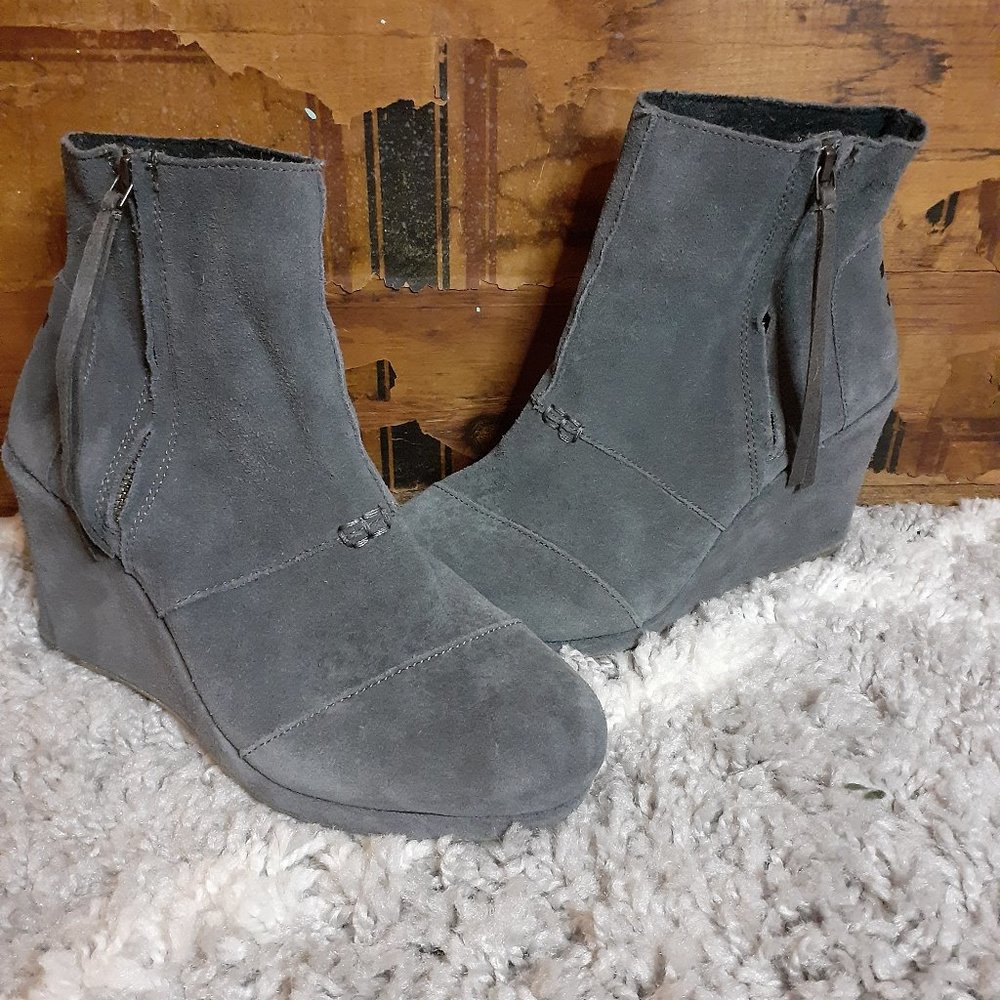 Toms 9 W Desert Wedge Bootie